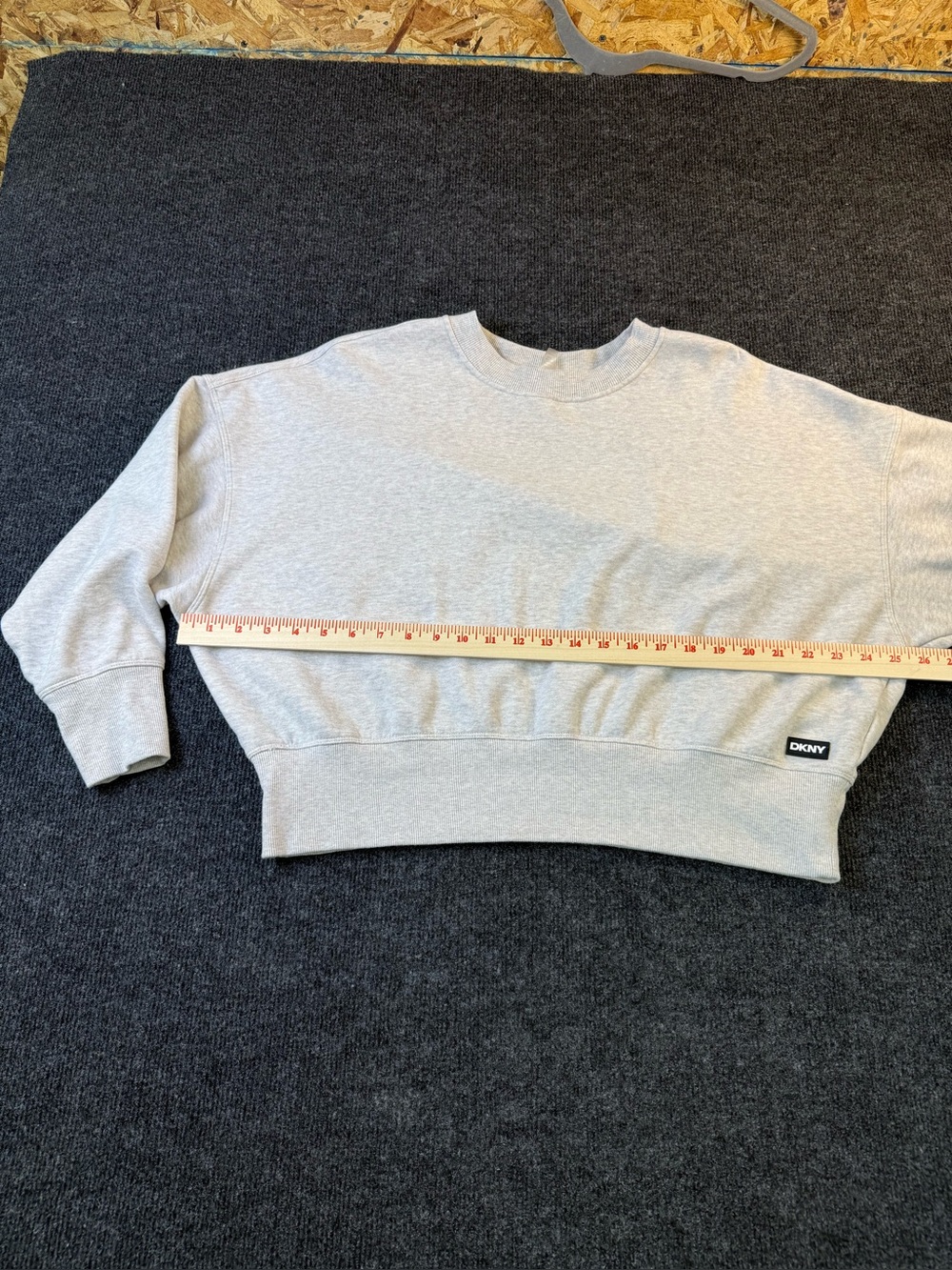 DKNY Womens Light Gray Crewneck Sweatshirt small